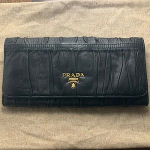 Prada Black Nappa Gaufre leather wallet